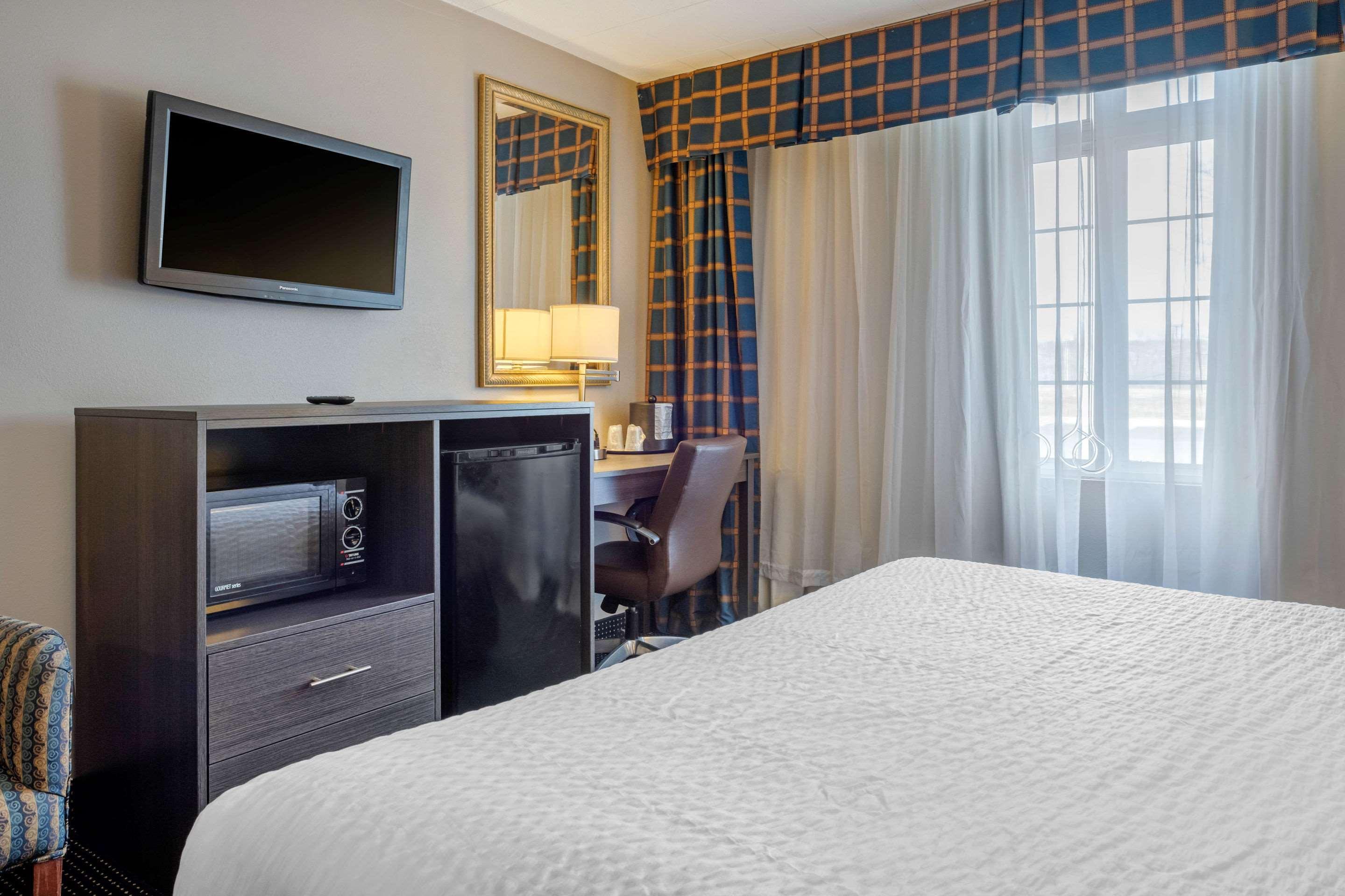 Clarion Hotel And Conference Center Harrisburg West New Cumberland Exteriör bild