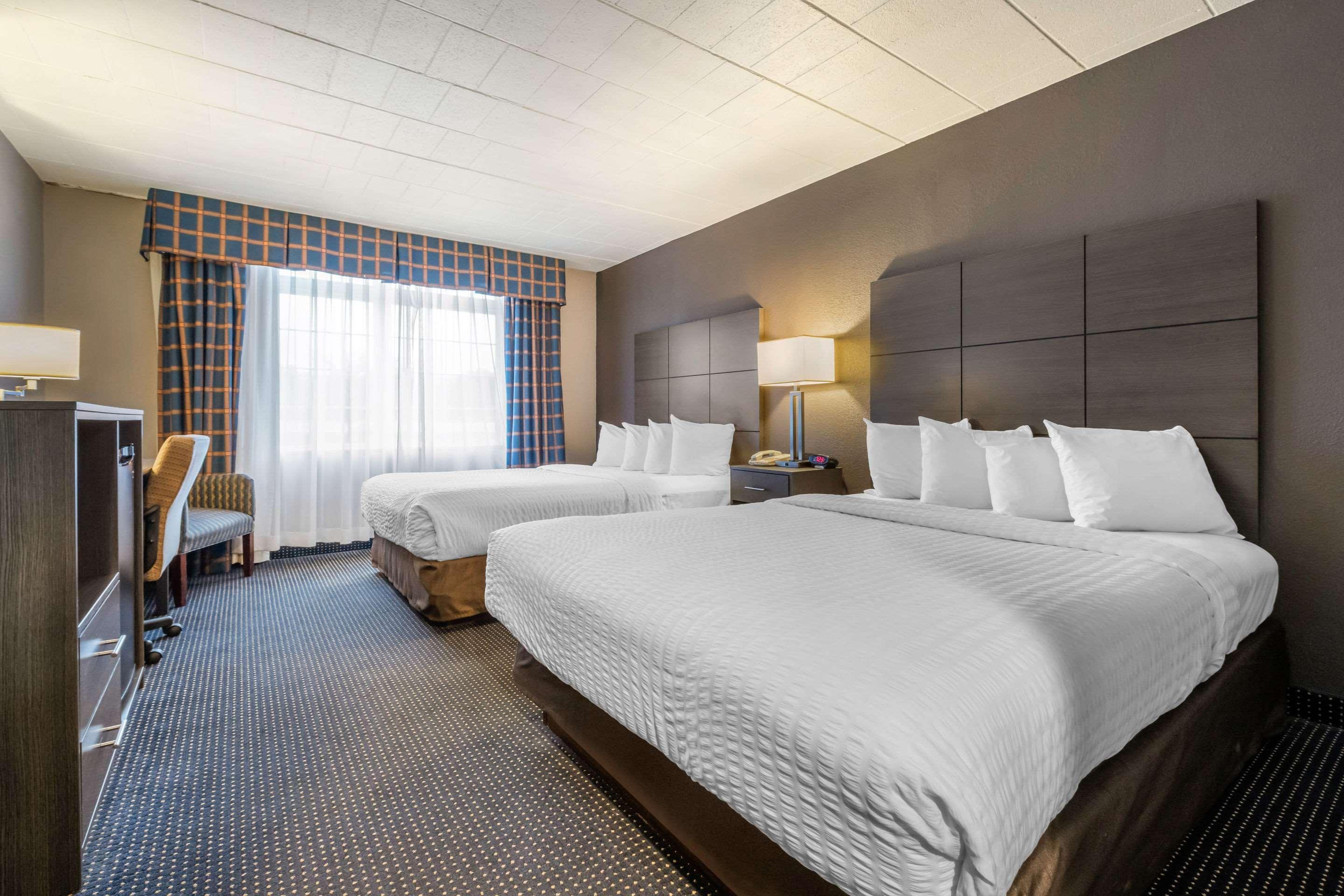 Clarion Hotel And Conference Center Harrisburg West New Cumberland Exteriör bild